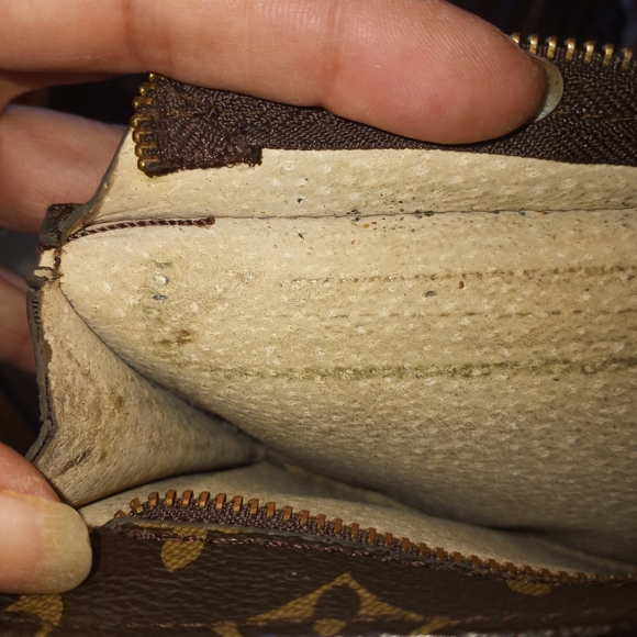 Authentic louis Vuitton zipper wallet vintage used pristine condition - Picture 2 of 10
